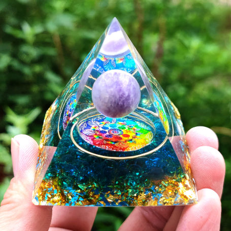 Crystal Chip Resin Pyramid - 10style / 1PC
