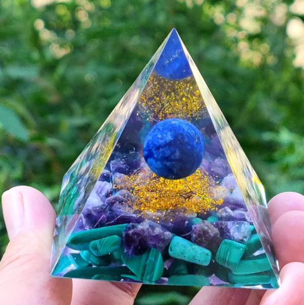 Crystal Chip Resin Pyramid - 06style / 1PC